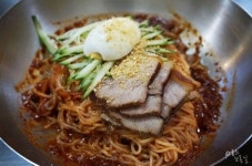 극한의 가성비 국밥충도 이긴다는 부산 주례 칼국수 - 스퀘어 카테고리