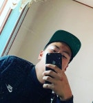 전체 게시판 - 이 사진 건희 아니야?