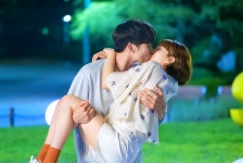 다재 이 공원에서도 새로운 서사가 쌓이고 있는거 같음 - 드영배 카테고리