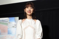 더쿠 - 오늘 영화 『핫 기믹 걸 미츠 보이』 오사카 선행 상영회 - 호리 미오나 (노기자카46), 시미즈 히로야
