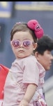 ㅋㅋㅋ 남성팬 누가 머리에 다미공주랑 똑같은 삔 꼽고 있네 - 국내야구 카테고리
