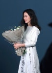 꽃이랑 케미 좋다 - 국내유명인 카테고리