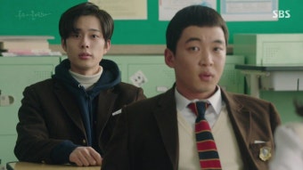 유선호도.. 정작 드라마에 나오니까 배우 얼굴은 전혀 아니네 - 케이돌토크 카테고리