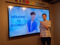 섭이 인이어 맞췄나봐! - 이창섭 카테고리