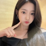 구숙하기전에 사진뜬것도 개이뻐.. - 김민주 카테고리