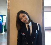 99년생이지만 세기말-세기초 로맨스영화 여주처럼 나온 오마이걸 아린 - 스퀘어 카테고리
