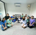 브라잇 동물병원 싸람들이랑 사진찍엇다아ㅏㅏㅏ - 태국 카테고리