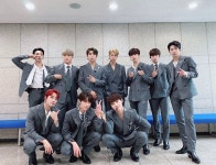 더쿠 - 인가 빵빠레 수트 디테일도 바꼈네ㅋㅋㅋ