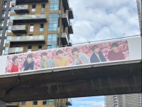 아래 웸블리 다녀온 덬 보여서 나도 올려봄ㅜㅜ - 방탄소년단 카테고리