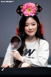 더쿠 - 어제 팬싸 아이들 고화질2(수진/우기, 슈화 투샷 등)
