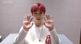 지훈이 손에 매직 그대로있는데 ㅋㅋㅋㅋㅋㅋ - 박지훈 카테고리