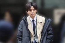 전체 게시판 - [여성자신] 나가세 렌, 후쿠야마 마사하루 주연의 일요극장에 출연 결정! 첫 형사 역으로 오...