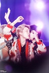 밑에 18 가요대전 사진 보고 갤러리 연어했는데 - 지민(BTS) 카테고리