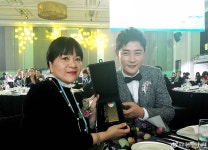 아시아 드라마 디퍼런스 상받으러온 라진 - 차이나 카테고리