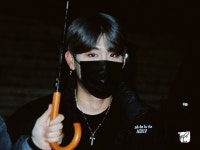 비키라 퇴근하는 우진이 진짜 까리하다ㅠㅠㅠㅠㅠㅠㅠ - 박우진 카테고리