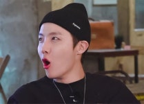 호비 맨날 볼꼬집 한번만 해보고싶었는데🥺 - 방탄소년단(BTS) 카테고리 호비 맨날 볼꼬집 한번만 해보고싶었는데&#x1f97a; - 방탄소년단... 