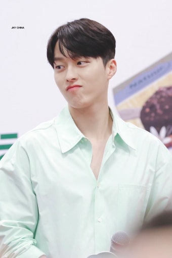 전체 게시판 - 진짜 얼른 코로롱 꺼졌음 좋겠다 장기용 팬미팅가게 ㅠㅠㅠㅠㅠㅠ