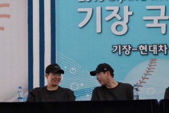 저번에 기장행사(?) 보니깐 문경찬선수랑 미누는 친한 것 같더라 - 국내야구 카테고리