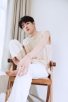 더쿠 - 오늘하루 : 새벽2시반에 출근한다고 함내라고함 점심시간에 꽃폈다고 꽃사진에 손하트줌 저녁에 존잘비컷에 개꿀인터뷰 줌