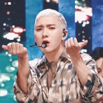 아론이 어제 새인이어 한 거 너무 좋닼ㅋㅋㅋ 잘 어울려ㅜㅜ - ARON 카테고리