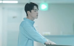 더쿠 - 집에서 나와서 지현이가 알아봐주길 기다리다가