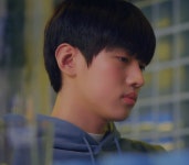 전체 게시판 - 아 진짜 분명 상우 첨봤을때는 오 제법 군필복학생같은걸 했는데