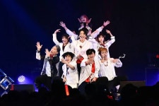 더쿠 - 요시모토자카46 「요시모토자카46 2nd ＆ 3rd Anniversary Live～동면～」 공연 사진 & 세트리스트