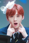 내가 좋아하는 미냥이 모먼트 - 황민현 카테고리