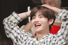 더쿠 - 아미집 인터뷰 달리고 나니까 태형이 더 보고 싶다