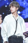 태형이 머리 꽁꽁싸매서 감추고난 다음 나온 머리 다 레전드 - 뷔 카테고리