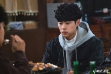 더쿠 - 딱 밥한숟갈 정도 들어간 볼따구