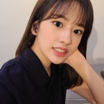 유지니 이옷 잘어울린당 - 안유진 카테고리