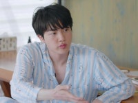 햄스터도 자고 일어나면 붓는다던데 - 방탄소년단(BTS) 카테고리