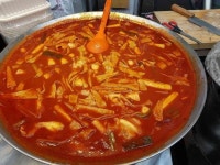 유튜브 맛집 영상에 이 두 개 있으면 100프로의 확률로 관련 댓글 도배됨 - 스퀘어 카테고리