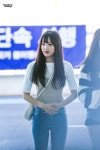 예나 레전드 날 사진 더 가져옴 - 최예나 카테고리