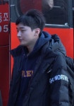 군 입대 후 더 잘생겨진 것 같은 윤지성 - 스퀘어 카테고리