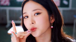 전체 게시판 - 오늘 18시에 컴백하는 신사동호랭이네 걸그룹