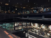 더쿠 - 강남 한복판 어느 북까페