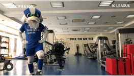 아길레온 얼굴상태 왜이래???? - 국내축구 카테고리