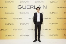 정보계정 업데이트2 - 중화권유명인 카테고리