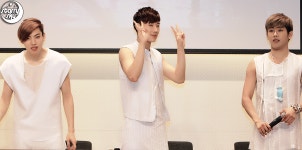 더쿠 - ♡6년전 오늘의 동우♡ 140803 종로 팬싸인회