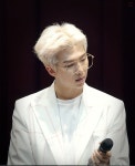 방덬드라 나 알엠 머리 확깐거 사진 몇장만 줄 수 있어..용? - 방탄소년단(BTS) 카테고리