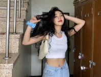 “큐티의 정석” 유소영, 새침한 매력