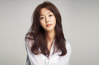 농촌의 흔한 마을회관으로 ‘놀러가고 싶어’