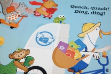 A Mail Duck Special Delivery: Duck Helps a Friend - 웬디북