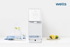 웰스 정수기 듀오 출시12인 가구 공략 박차 | 한국경제TV 웰스 정수기 듀오 출시12인 가구 공략 박차