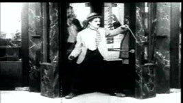 Charlie Chaplins The Cure | 지금 무료로 감상하기 - Y8.com