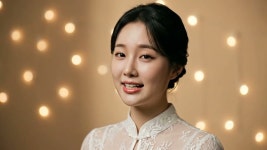 고인을 그리워하는 가족에게 AI가 제공하는 영상 만남을 선물하세요 by 온라인추모