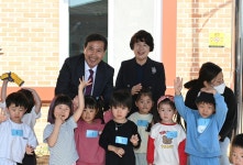 [동정] 김선호 국방차관, 군 어린이집 방문 | 연합뉴스