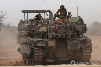 이스라엘군 라파 인근에 탱크·장갑차 수십대 집결…